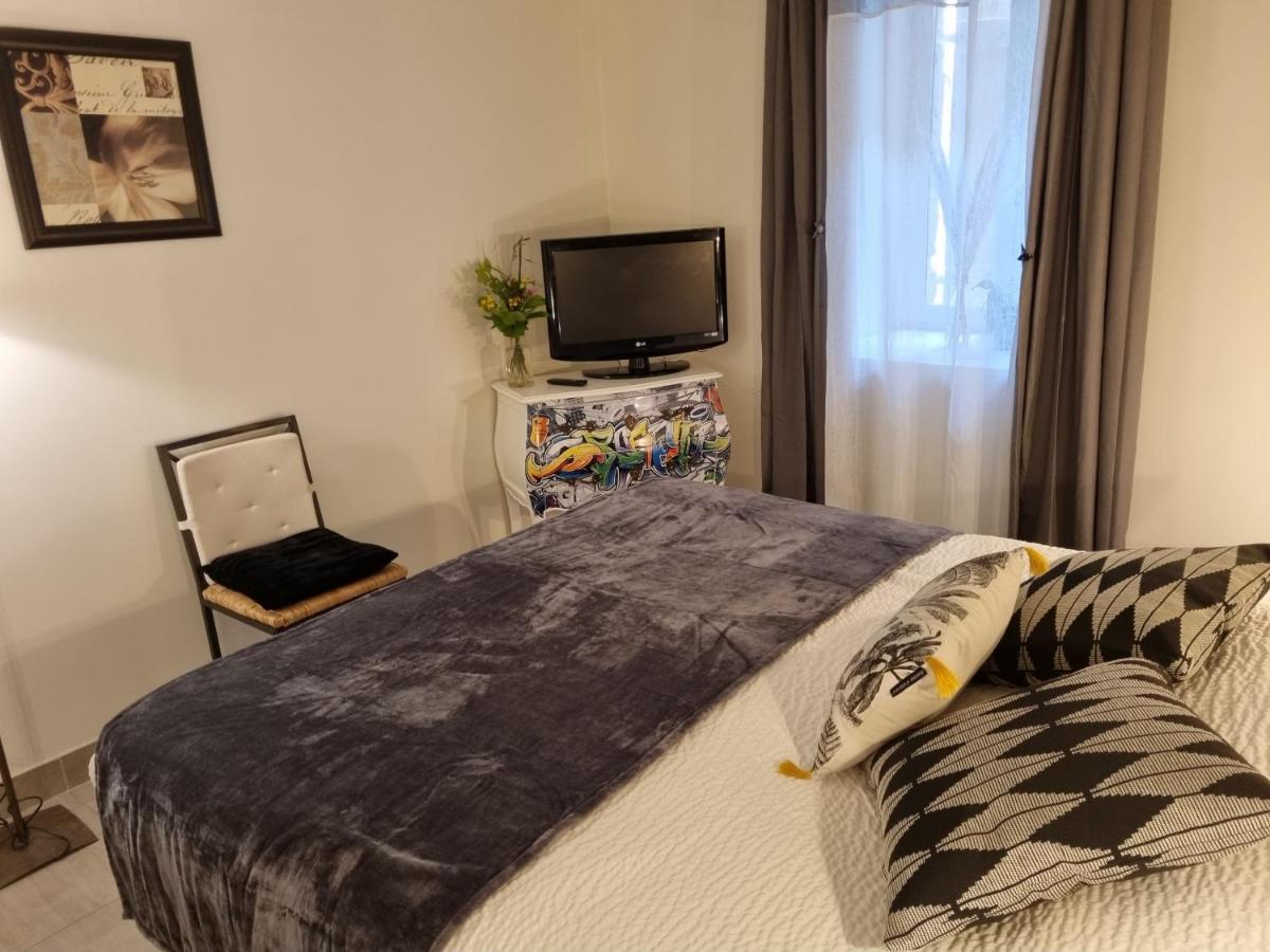 Au Vieux Sechoir Bed and Breakfast Prudhomat Εξωτερικό φωτογραφία